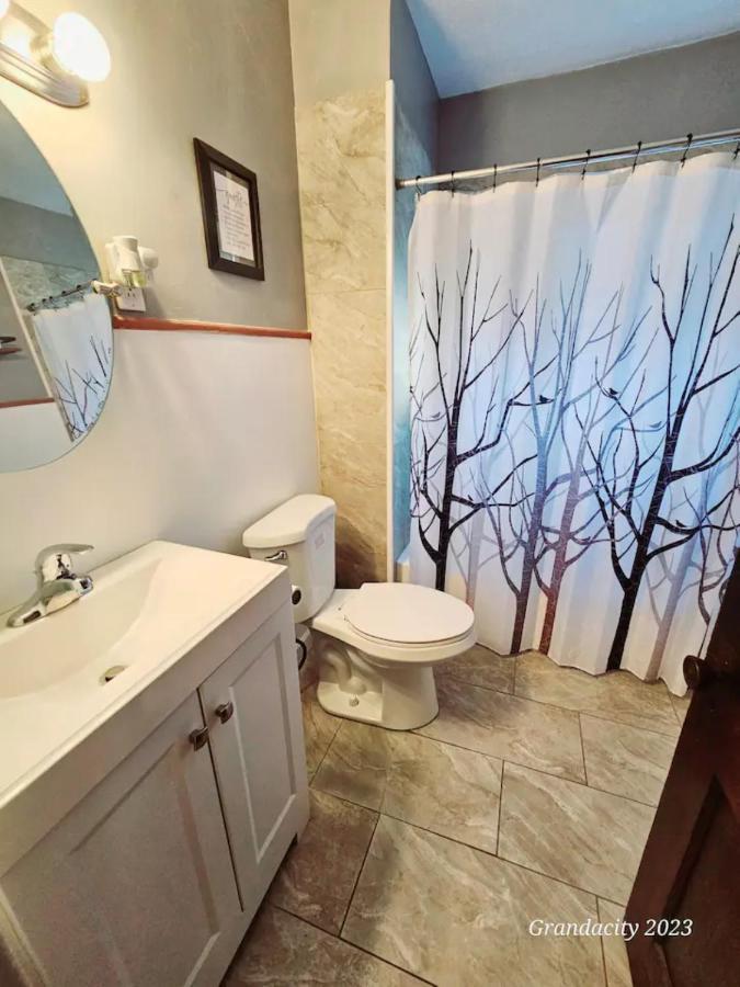 Lovely! Near Cleve Clinic/Uh/Cwru/Dwntwn W/Porch Villa Cleveland Exterior foto