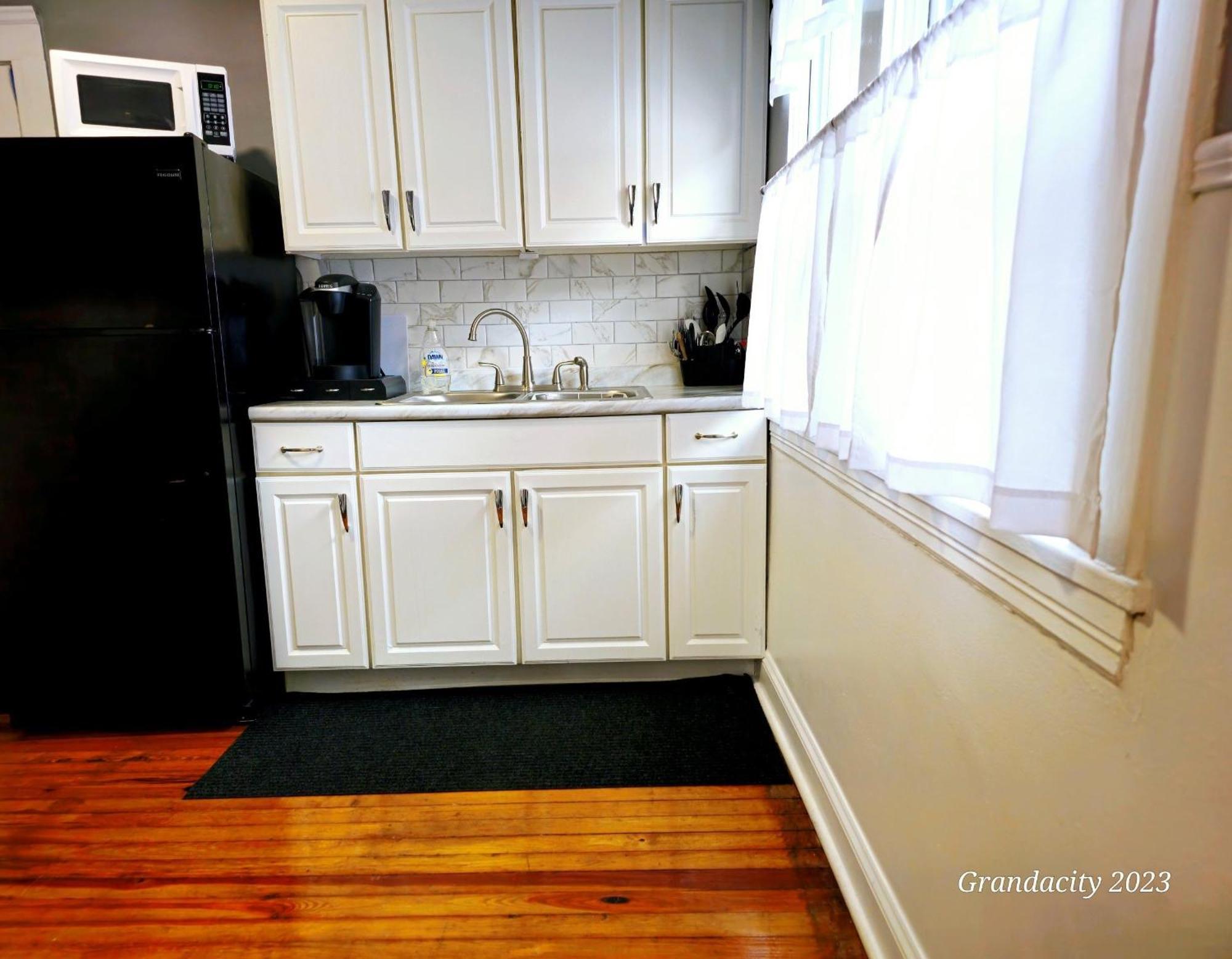 Lovely! Near Cleve Clinic/Uh/Cwru/Dwntwn W/Porch Villa Cleveland Exterior foto